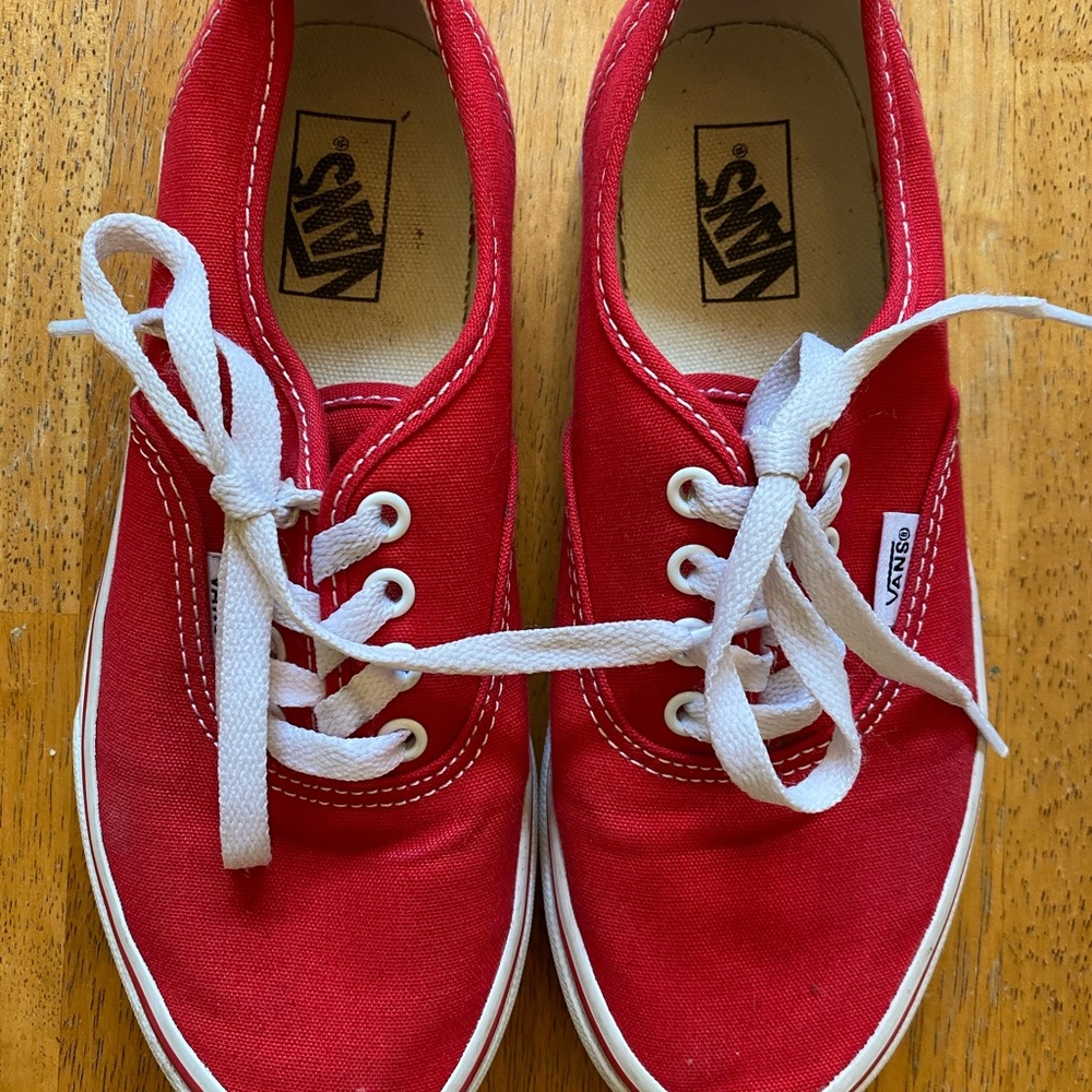 Vans led cavas lace up sneakers so cute kids sz 3